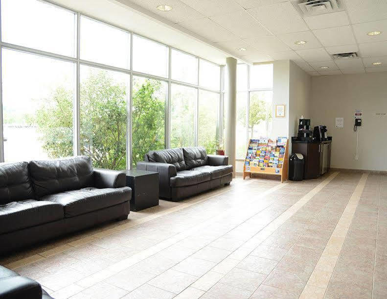 Residence & Conference Centre - Niagara-On-The-Lake Sainte-Catherine Buitenkant foto